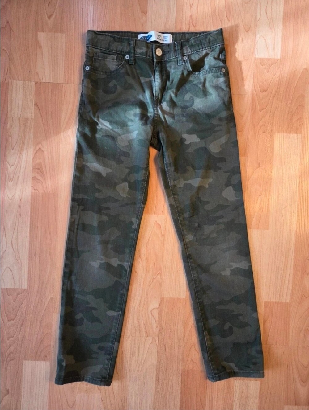 BUNDLE & SAVE Old Navy camo skinny jeans